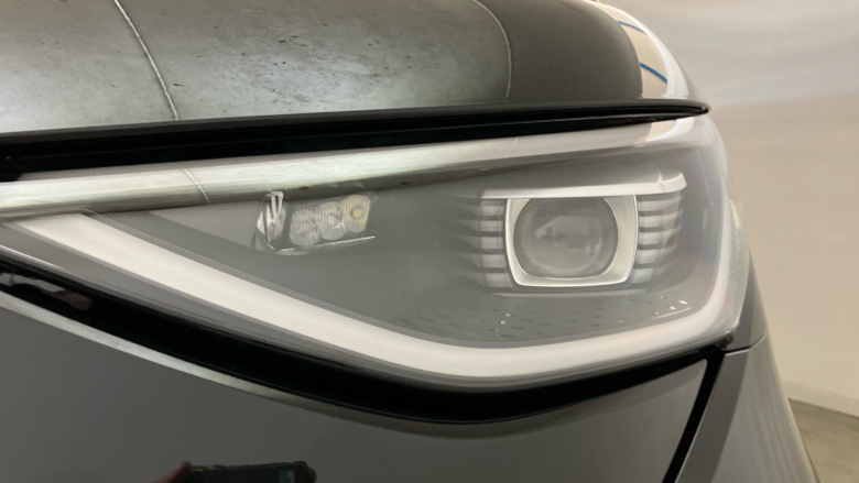 Volkswagen ID. Buzz 210kW Style Pro 86kWh 5dr LWB Auto [7St/Design+] Electric Estate